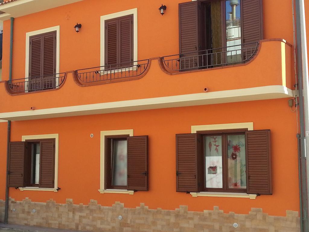 Capo D'Orlando Apartments Exteriör bild